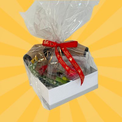 12th Prize - Dog bag + mushroom plant stakes + garden tools